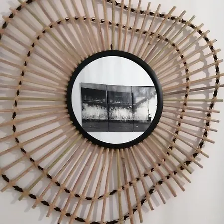 Piso Luminoso, Amplio Y Tranquilo En Casco Viejo 公寓