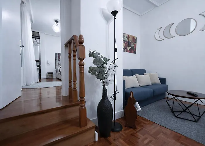 Piso Luminoso, Amplio Y Tranquilo En Casco Viejo Apartament *