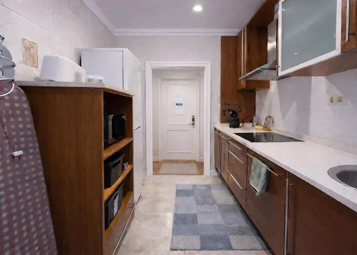 Piso Luminoso, Amplio Y Tranquilo En Casco Viejo Бильбао