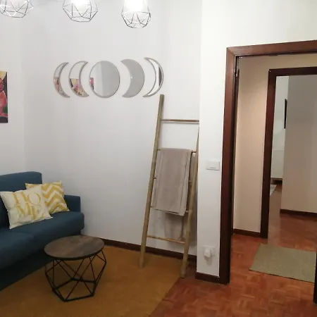 Piso Luminoso, Amplio Y Tranquilo En Casco Viejo * ビルバオ